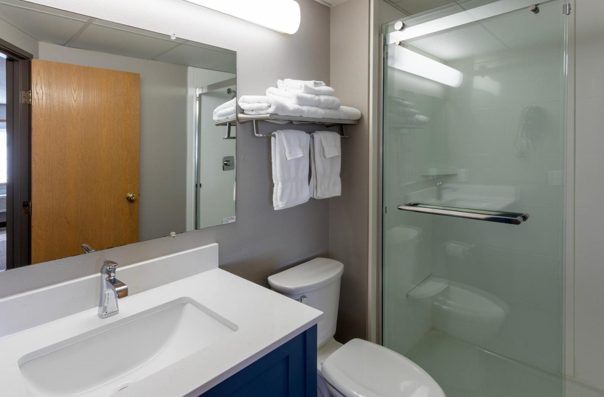 Paynesville Inn & Suites 외부 사진