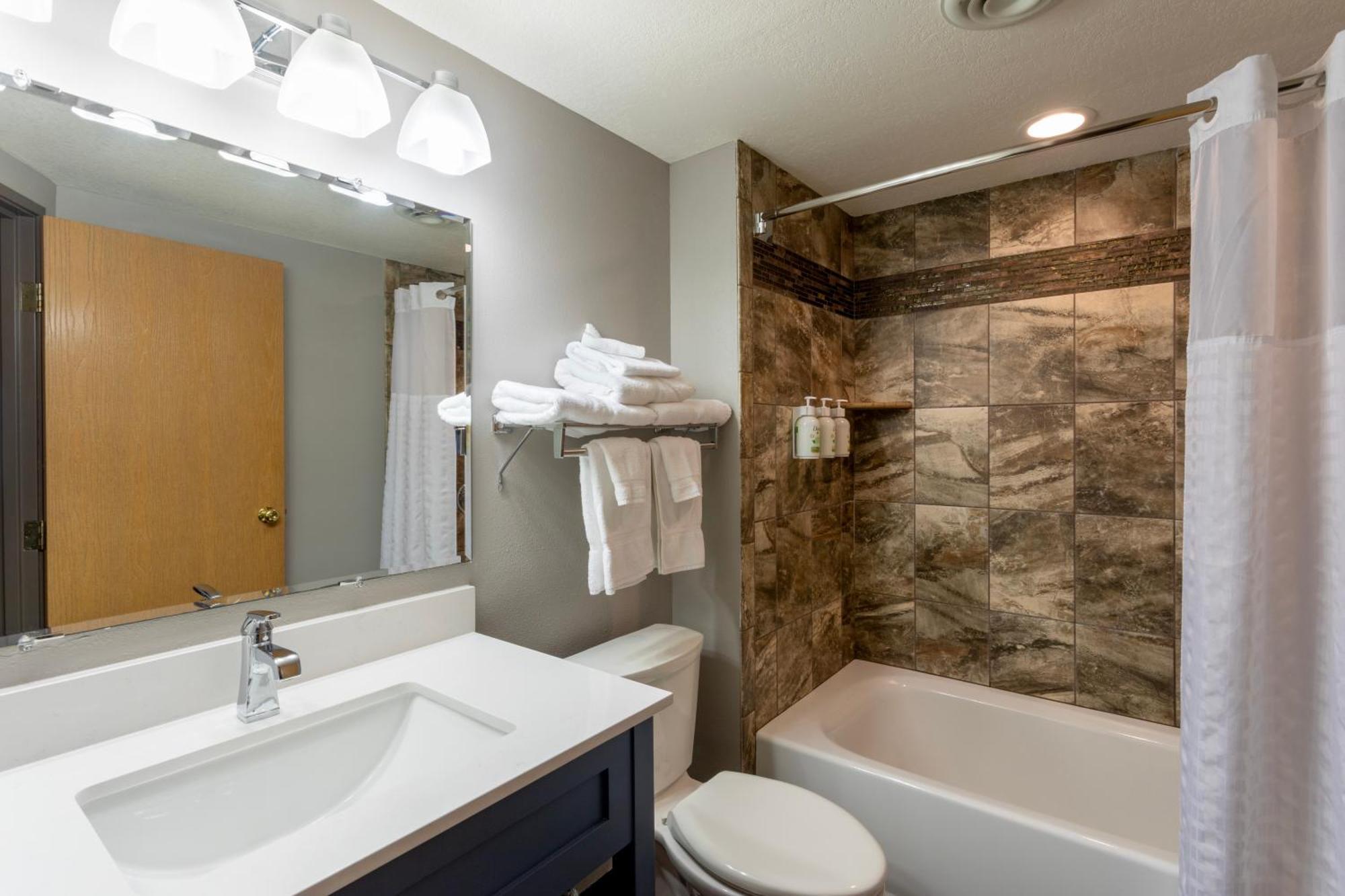 Paynesville Inn & Suites 외부 사진