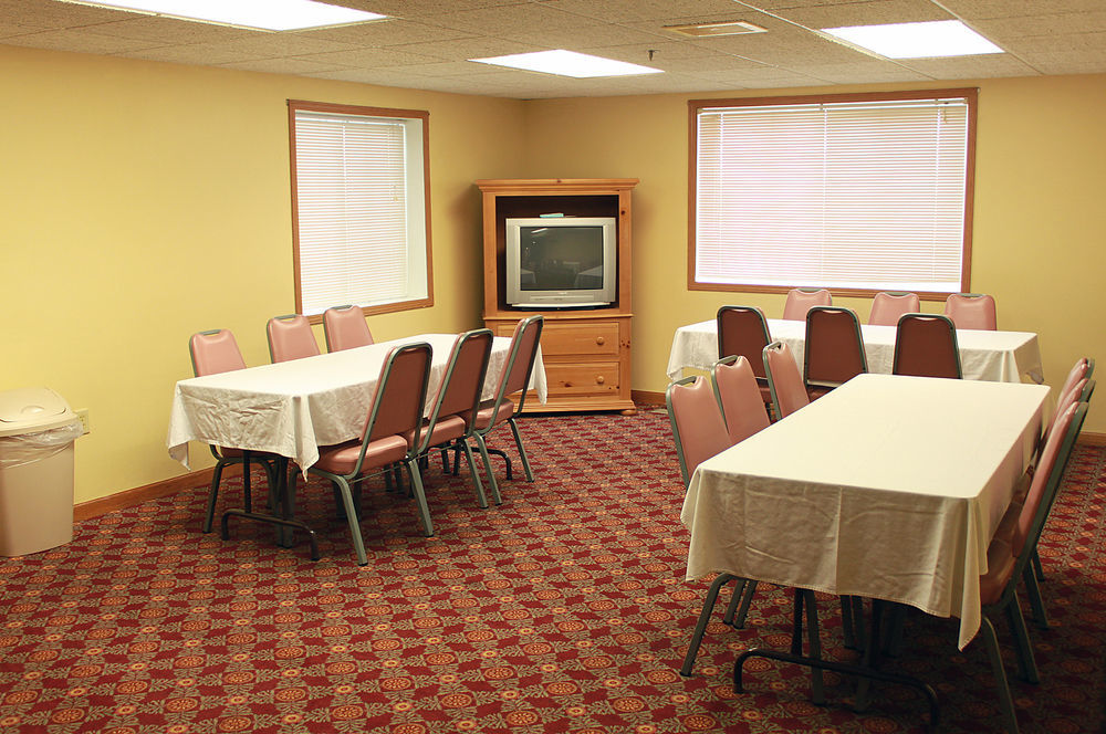 Paynesville Inn & Suites 외부 사진