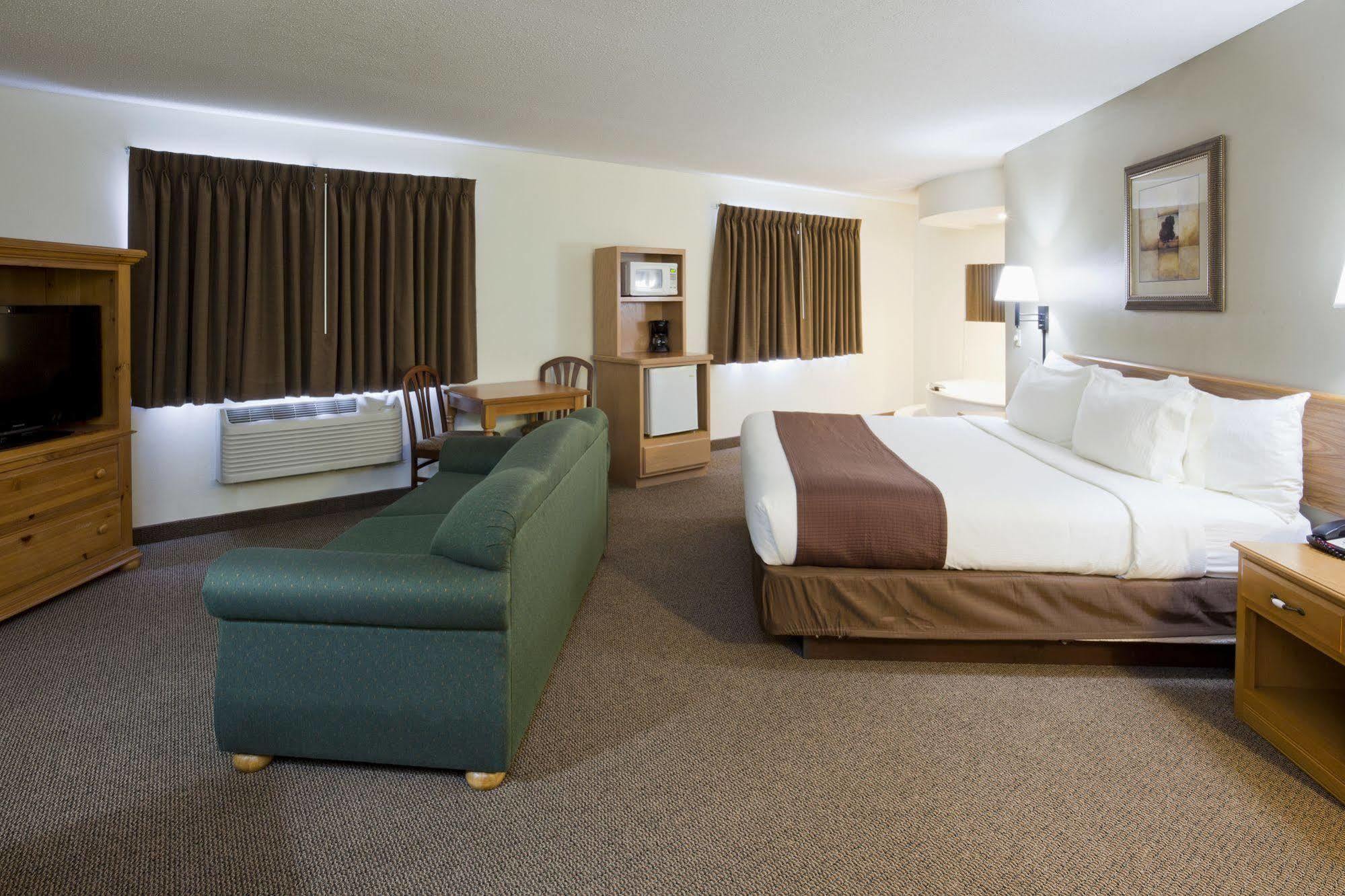 Paynesville Inn & Suites 외부 사진
