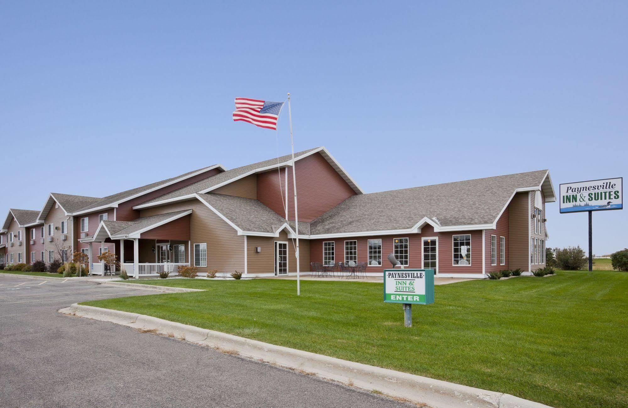 Paynesville Inn & Suites 외부 사진